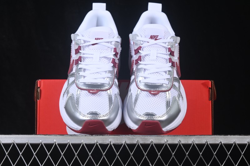 Nike V2K Run Retro Low-Top Running Shoes with Cushioning and Anti-Slip - FD0736-118
