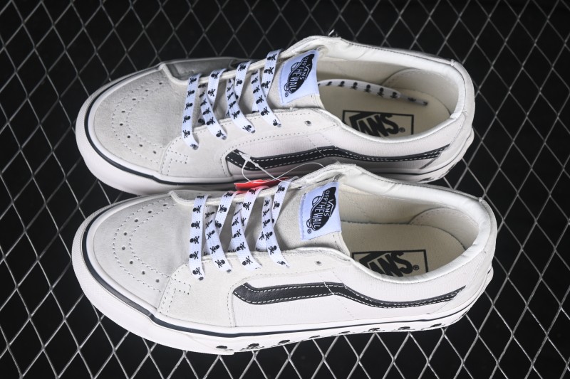 Vans Skate Sk8-Low Retro Casual Low-Top Skate Shoes - VN000CZU50K