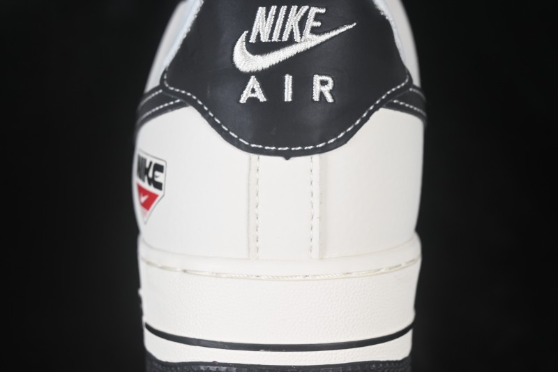 Nike Air Force 1 '07 Low Casual Sneakers - DD1982-375