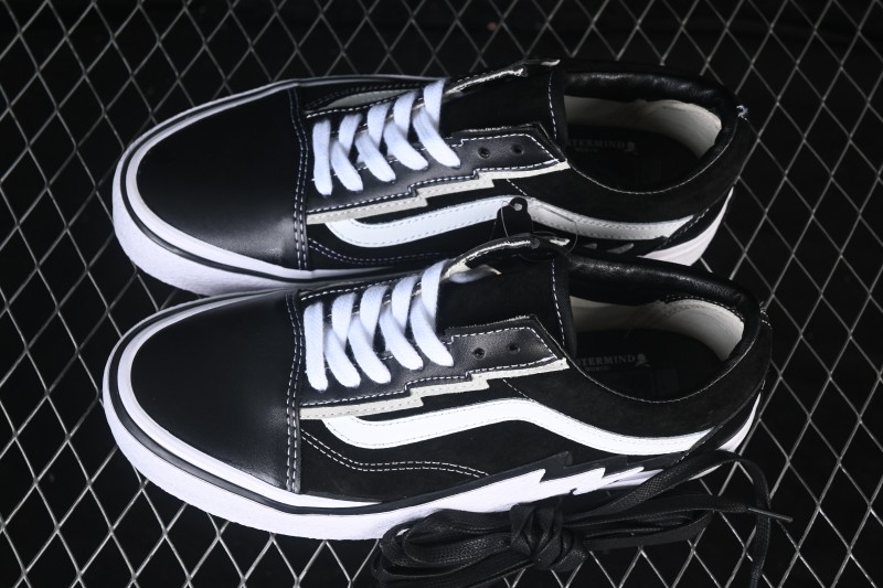 Vans Old Skool Low Top Casual Skate Shoes - VN0007PRBLK