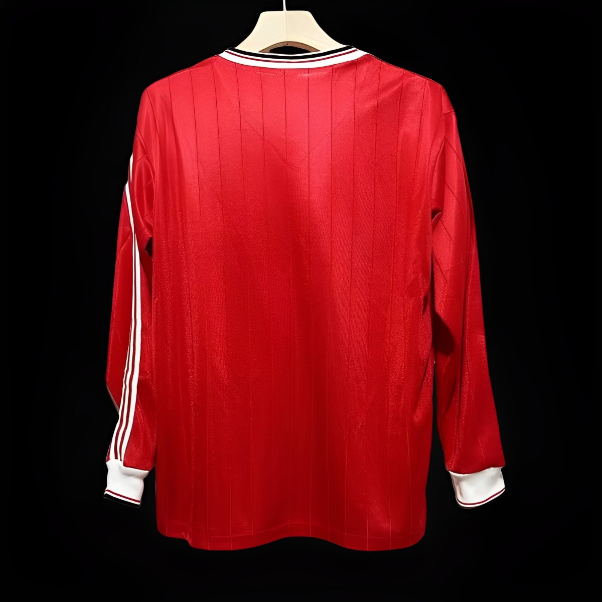 Retro 82/83 Manchester United Home Long Sleeve Jersey