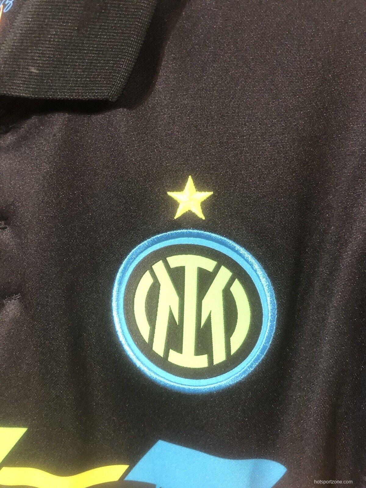 Retro 21/22 Inter Milan Third Black Jersey