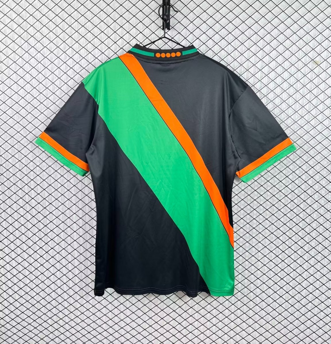 Retro 92/(3 Venezia Home Jersey