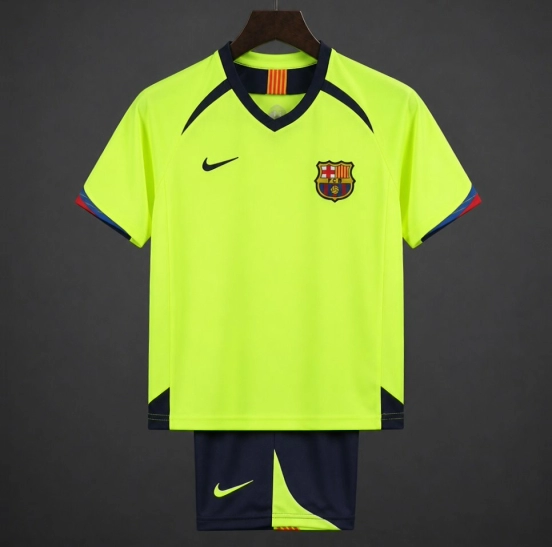 Retro Kids 05/06 Barcelona Away Jersey