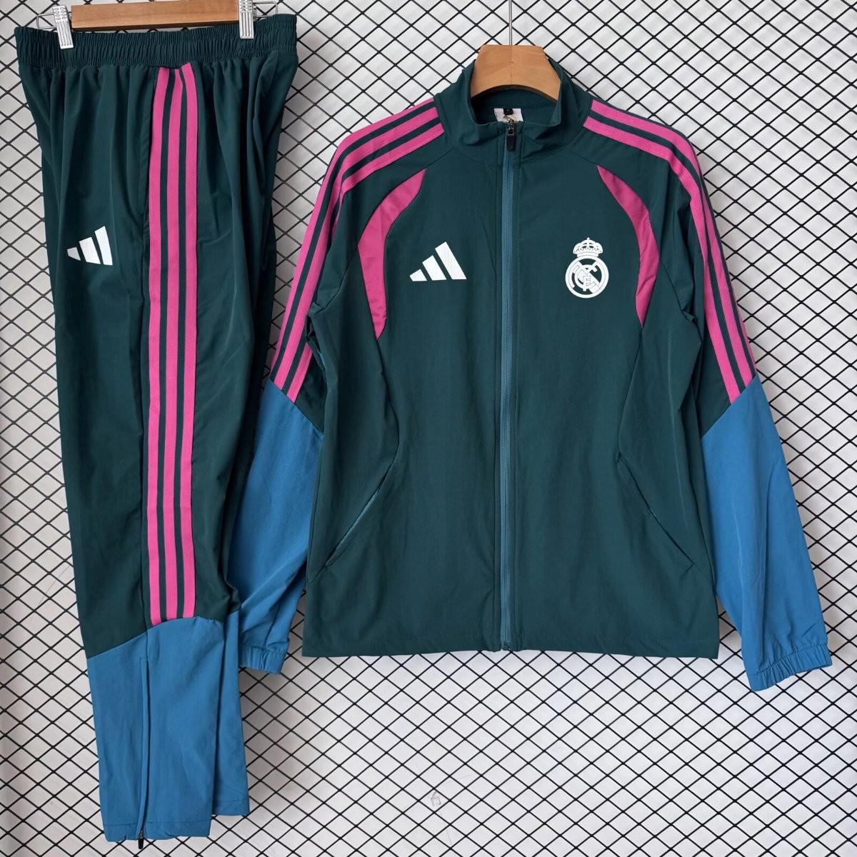 26/27 Real Madrid Dark Green & Pink Training Tracksuit